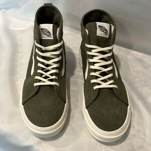 NWOT Vans Sentry Sk8-Hi Sentry Shoe Khaki Suede Canvas Women's Size 11 Men's 9.5